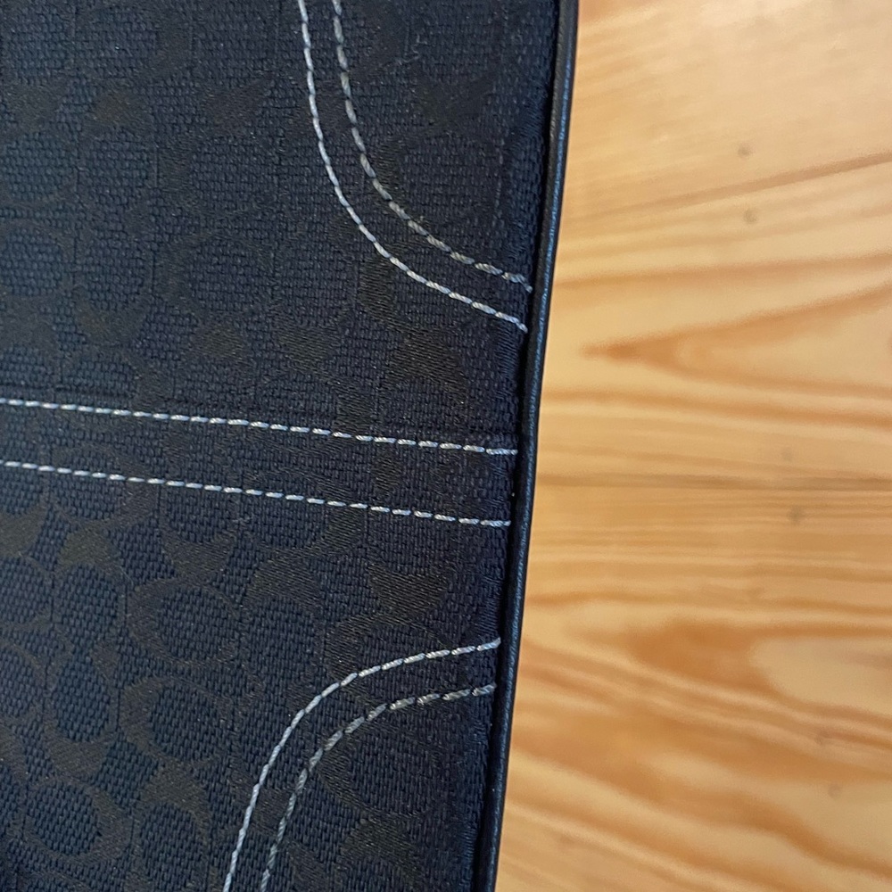 Coach Black Wristlet - Picture 8 of 10